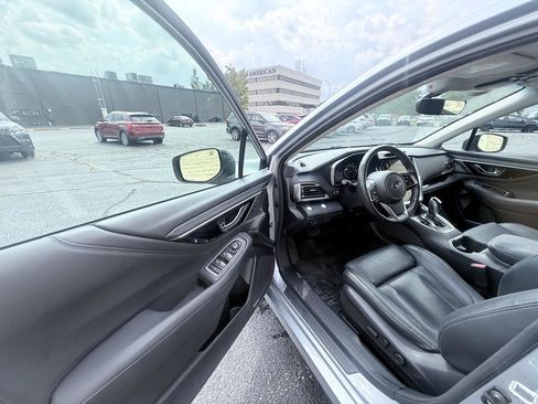 Used 2022 Subaru Legacy Limited w/ Popular Package #3 AWD/4WD image 9