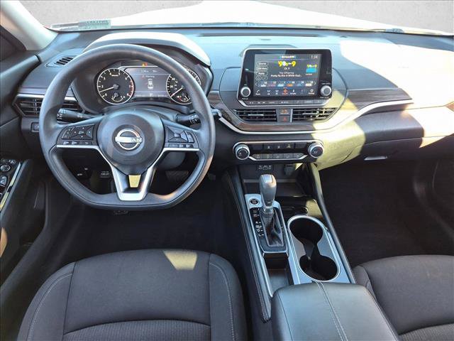 Used 2023 Nissan Altima 2.5 SV FWD image 22