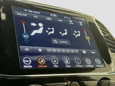 Used 2020 Jeep Grand Cherokee Limited w/ Luxury Group II AWD/4WD image 19