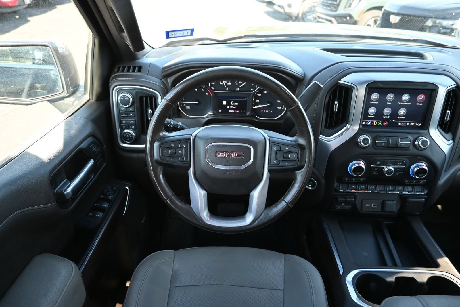 Used 2022 GMC Sierra 1500 SLT AWD/4WD image 9