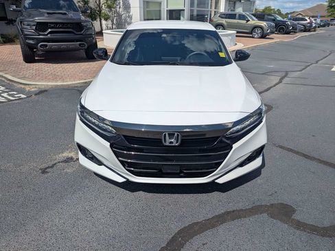 Used 2022 Honda Accord Sport image 10