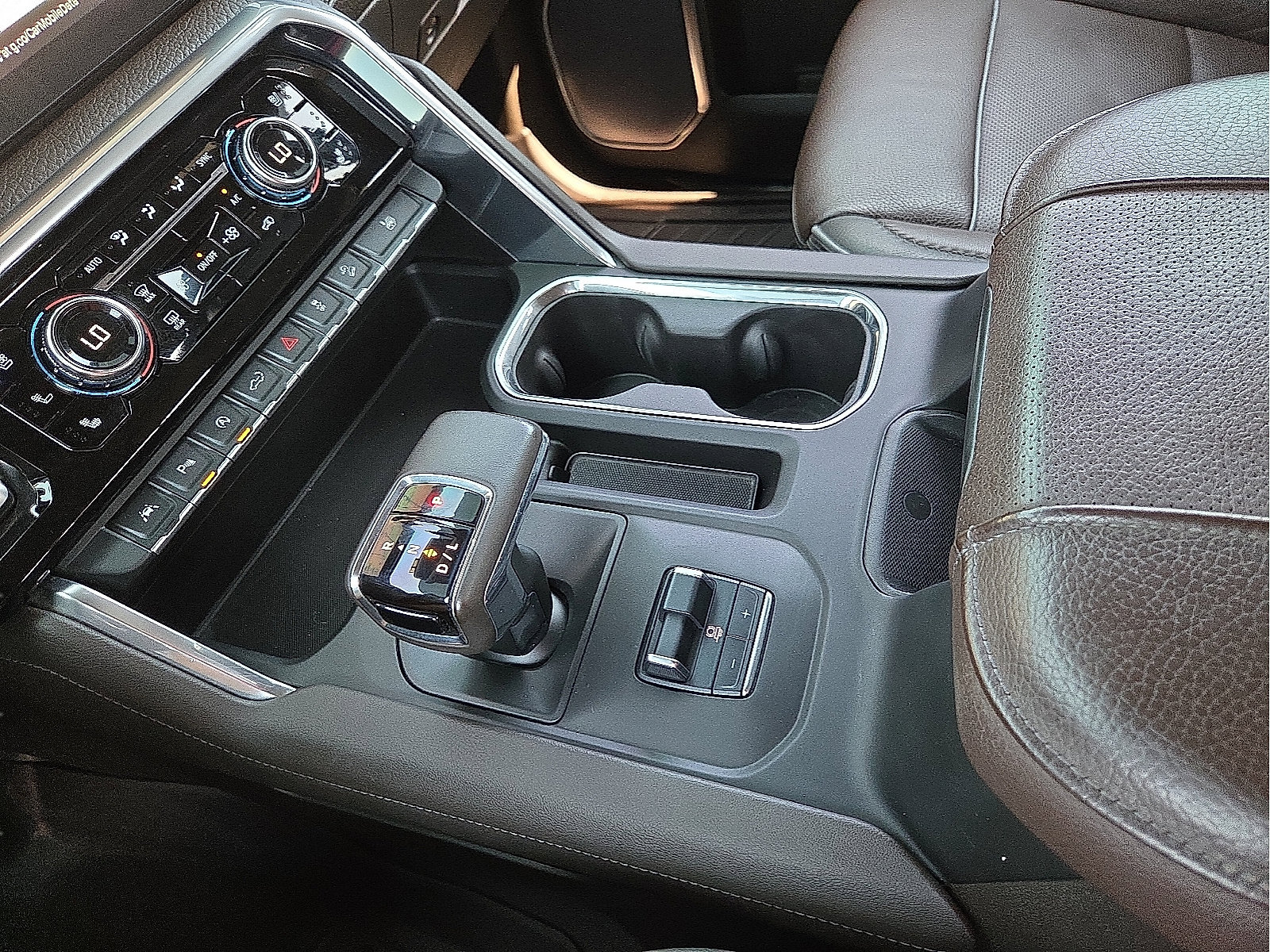 Used 2023 GMC Sierra 1500 Denali AWD/4WD image 25