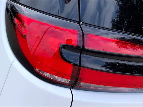 New 2026 Chrysler Pacifica Select w/ S Appearance Package FWD image 14