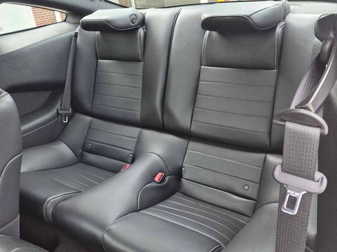 Used 2013 Ford Mustang GT Premium w/ Security Pkg RWD image 16