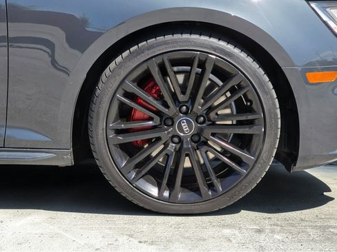 Used 2017 Audi A4 2.0T Premium Plus w/ Premium Plus Package image 7