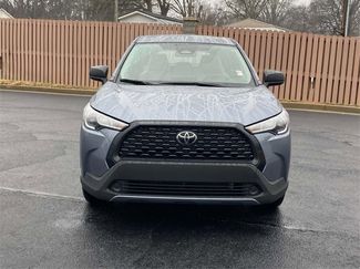 Used 2023 Toyota Corolla Cross L video 2