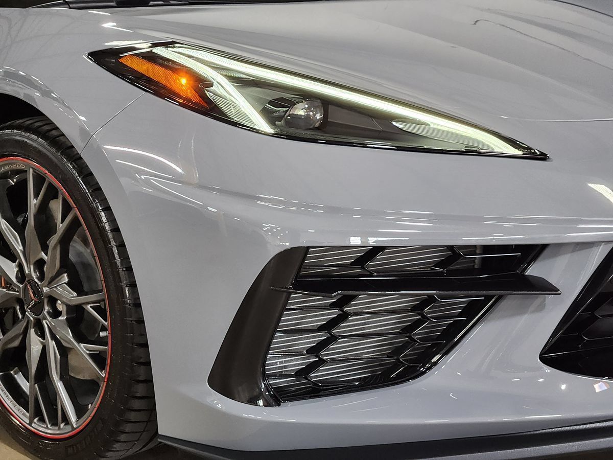 Used 2025 Chevrolet Corvette Stingray Preferred Conv w/ Z51 Performance Package RWD image 14