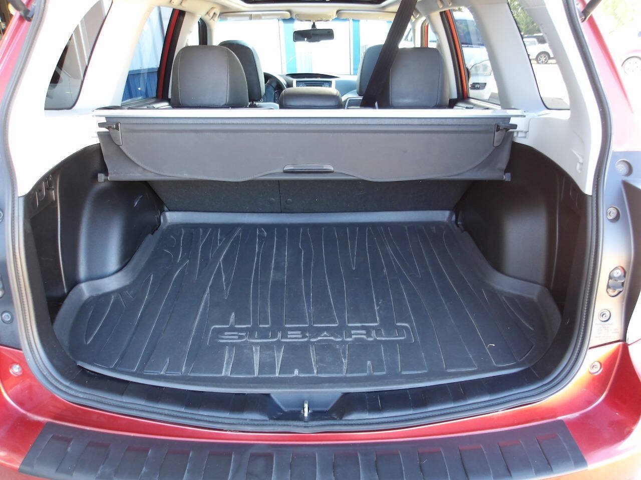 Used 2011 Subaru Forester 2.5X Limited AWD/4WD image 24