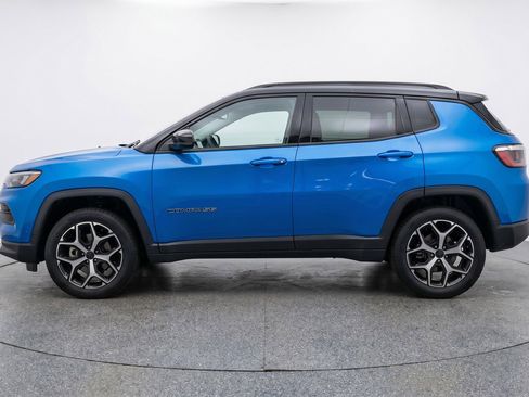 Used 2025 Jeep Compass Limited AWD/4WD image 5
