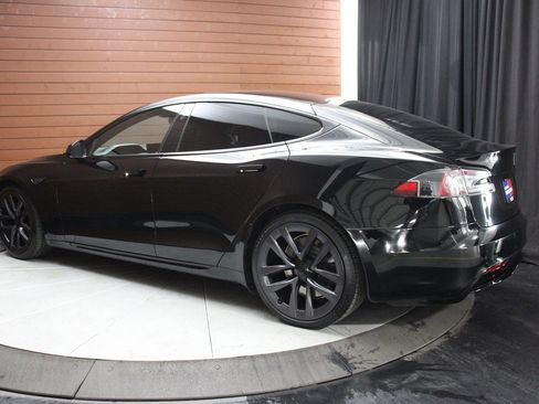 Used 2022 Tesla Model S Plaid image 43