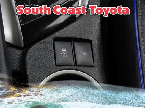 Used 2018 Toyota Corolla XSE image 34