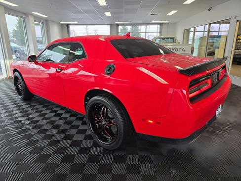 Used 2021 Dodge Challenger GT w/ Plus Package image 6