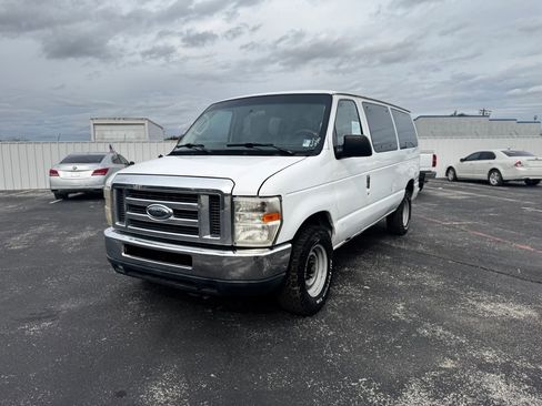 Used 2010 Ford E-350 and Econoline 350 XL image 1