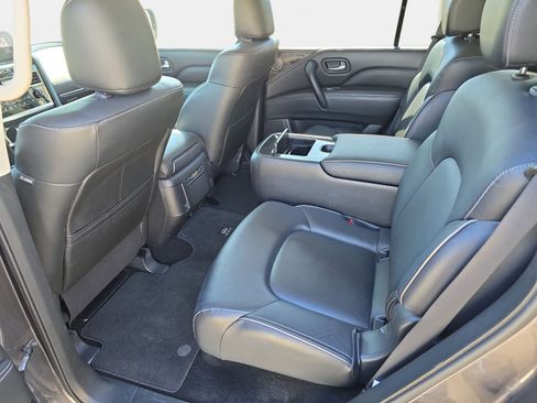 Used 2024 INFINITI QX80 Luxe image 14