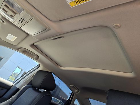 Used 2019 Honda Accord EX image 11
