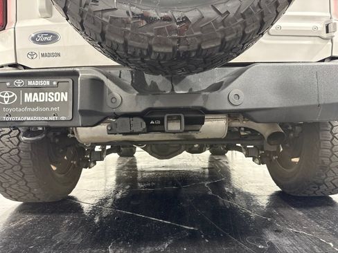 Used 2023 Ford Bronco Outer Banks AWD/4WD image 44