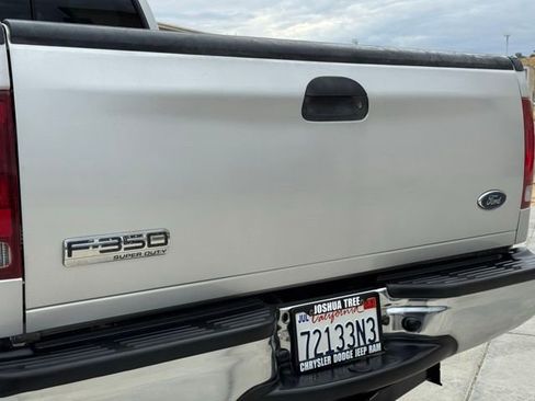Used 2005 Ford F350 XLT image 11