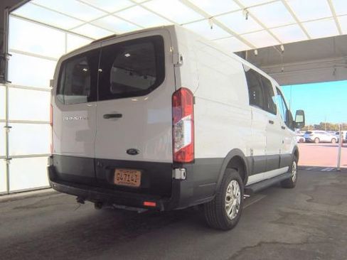 Used 2019 Ford Transit 250 130 Low Roof w/ Exterior Upgrade Package RWD image 4
