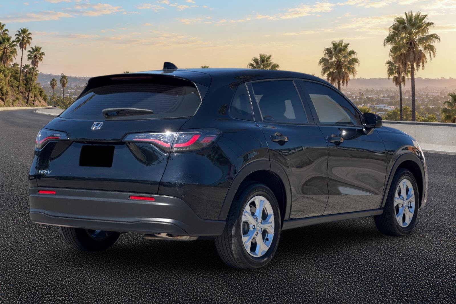Used 2025 Honda HR-V LX image 4