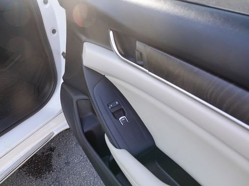 Used 2018 Honda Accord EX-L image 28