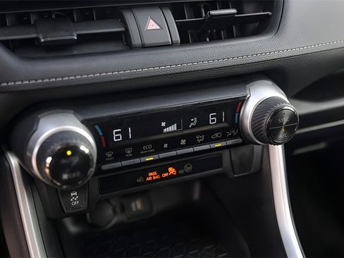 Used 2024 Toyota RAV4 XLE image 17