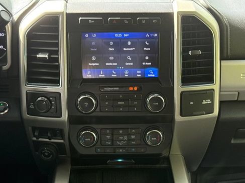 Used 2021 Ford F250 Lariat w/ Tremor Off-Road Package AWD/4WD image 14