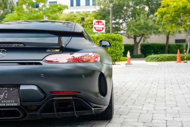 Used 2018 Mercedes-Benz AMG GT R image 26