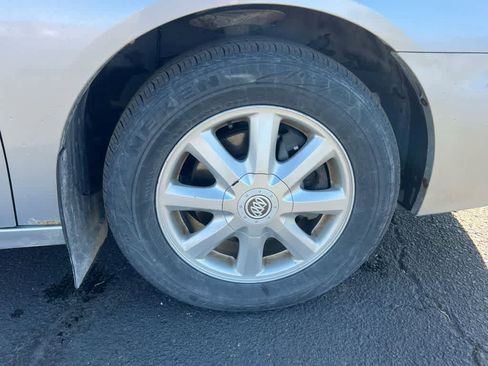 Used 2005 Buick LaCrosse CXL image 13