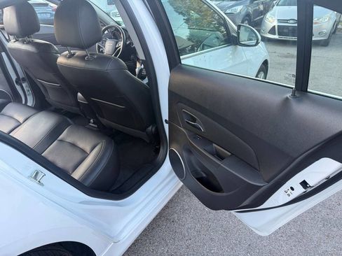 Used 2015 Chevrolet Cruze LTZ FWD image 25