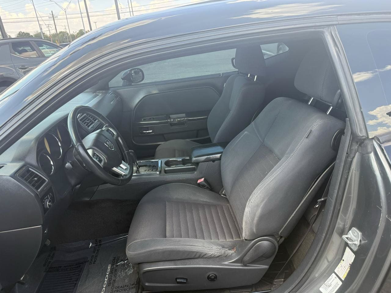 Used 2011 Dodge Challenger R/T RWD image 9