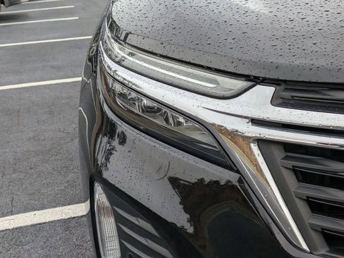 Used 2024 Chevrolet Equinox LT image 3