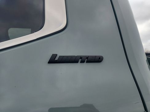 Used 2025 Toyota Tundra Limited image 12