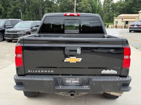 Used 2015 Chevrolet Silverado 1500 High Country w/ High Country Premium Package AWD/4WD image 4