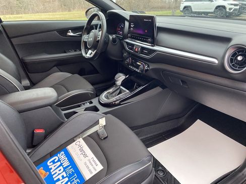 Certified 2024 Kia Forte GT-Line image 10