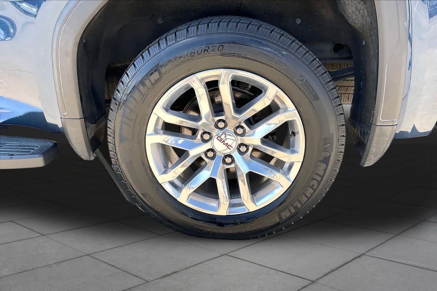 Used 2019 GMC Sierra 1500 SLT RWD image 11