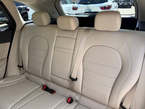 Used 2019 Mercedes-Benz GLC 300 image 25