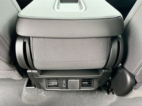 New 2026 GMC Sierra 1500 Elevation image 18