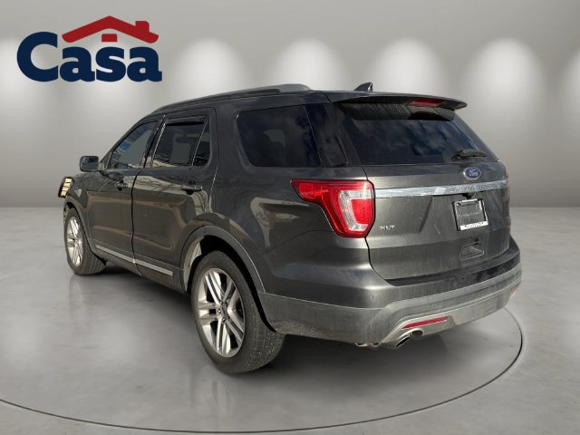 Used 2017 Ford Explorer XLT w/ Equipment Group 201A FWD image 4