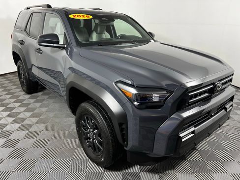 Used 2026 Toyota 4Runner SR5 AWD/4WD image 3