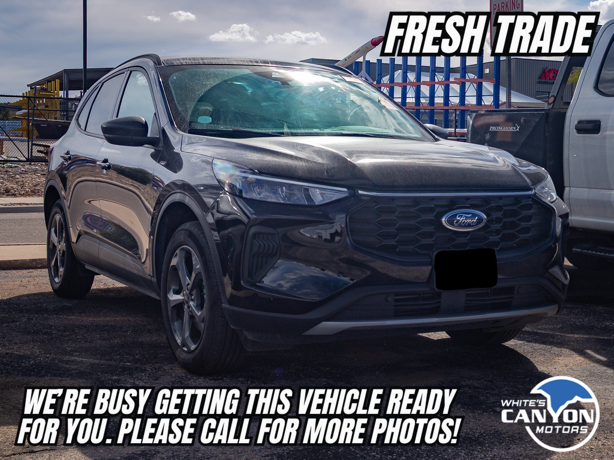 Used 2025 Ford Escape ST-Line AWD/4WD image 1