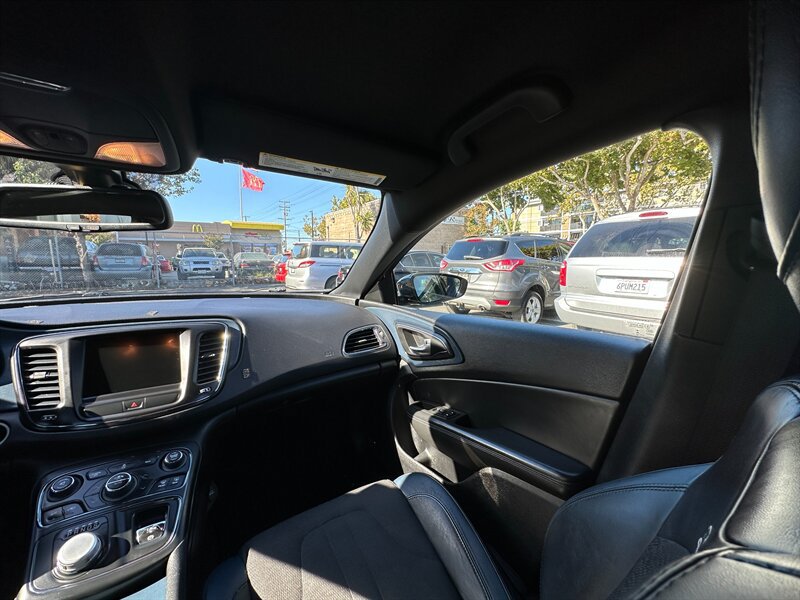 Used 2015 Chrysler 200 S w/ Navigation & Sound Group I FWD image 14