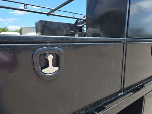 Used 2024 Ford F450 XL image 4