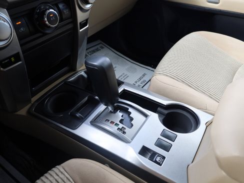 Used 2012 Toyota 4Runner Limited image 10