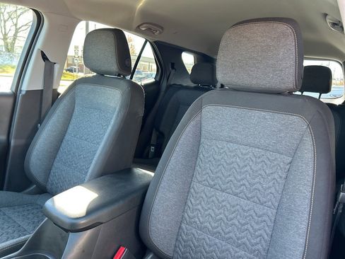 Used 2024 Chevrolet Equinox LT image 26