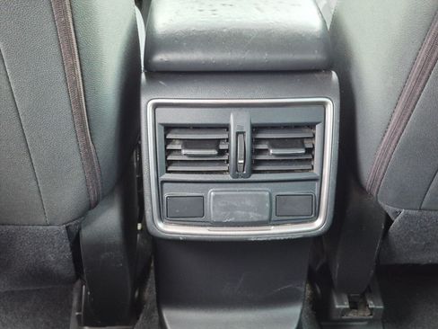 Used 2021 Subaru Forester Premium AWD/4WD image 25