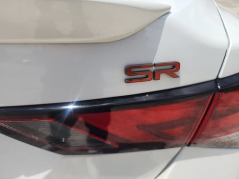 Used 2024 Nissan Sentra SR FWD image 19