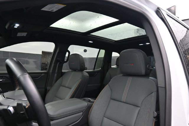 Used 2026 GMC Acadia AT4 w/ Super Cruise Package AWD/4WD image 23