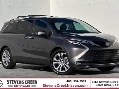 Used 2023 Toyota Sienna Platinum