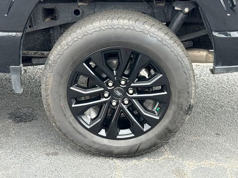 Used 2025 Ford F150 Lariat w/ Equipment Group 501A Mid image 19