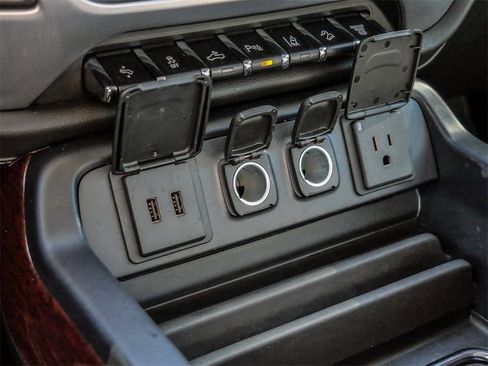 Used 2018 GMC Sierra 2500 SLT w/ Duramax Plus Package image 32